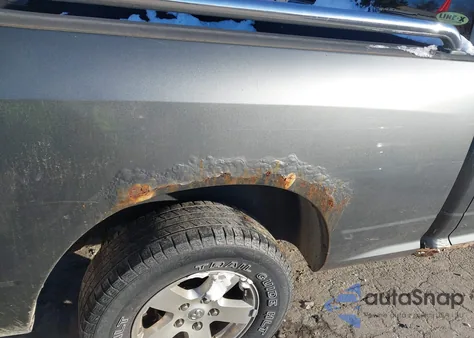 2010 Dodge Ram 1500 Slt/Sport/Trx z USA, uszkodzony, nr VIN 1D7RV1GT2AS114947